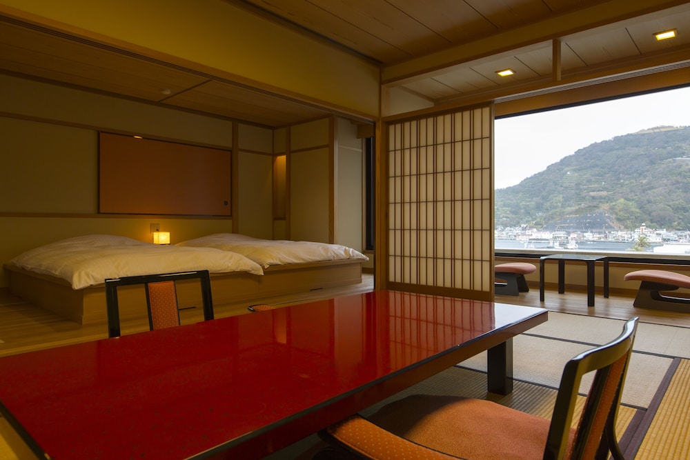 Japanese Western Style Room with Open-air Bath, Ocean View photo 3