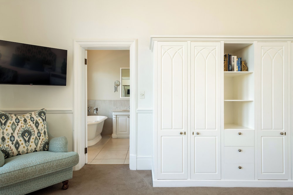 Luxury Room - Photo 2