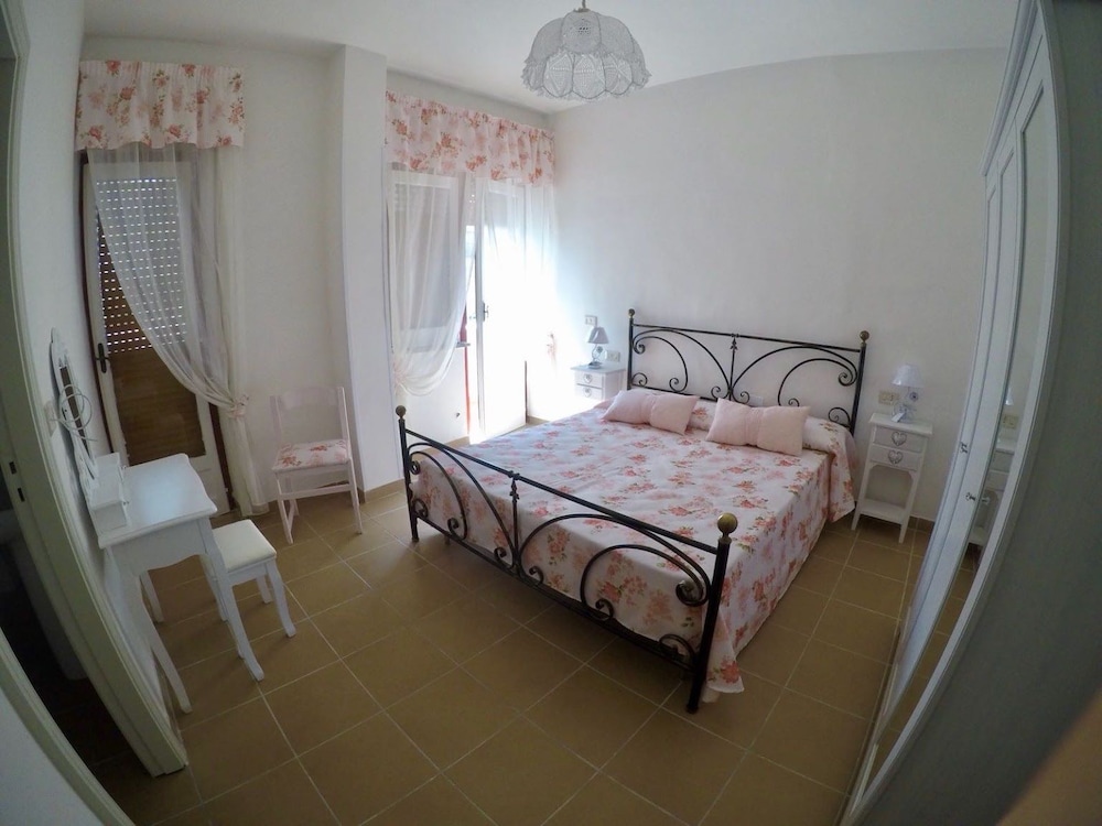 Double Room (Anthea) photo 3