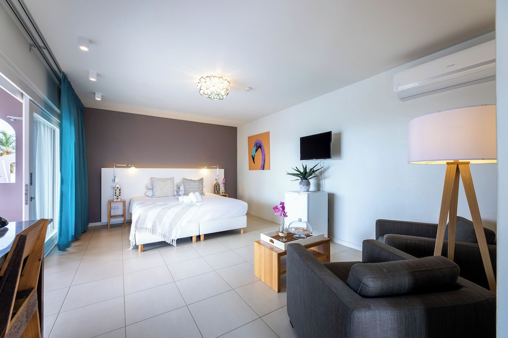 Deluxe Room, Garden View photo 2