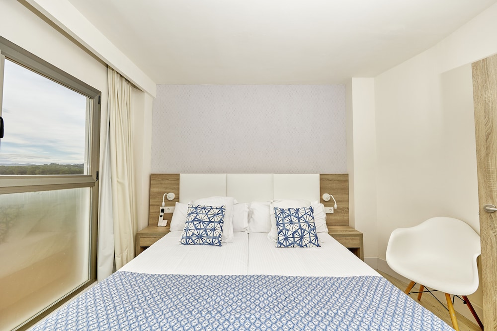 Suite, Sea View (Quintuple) photo 3