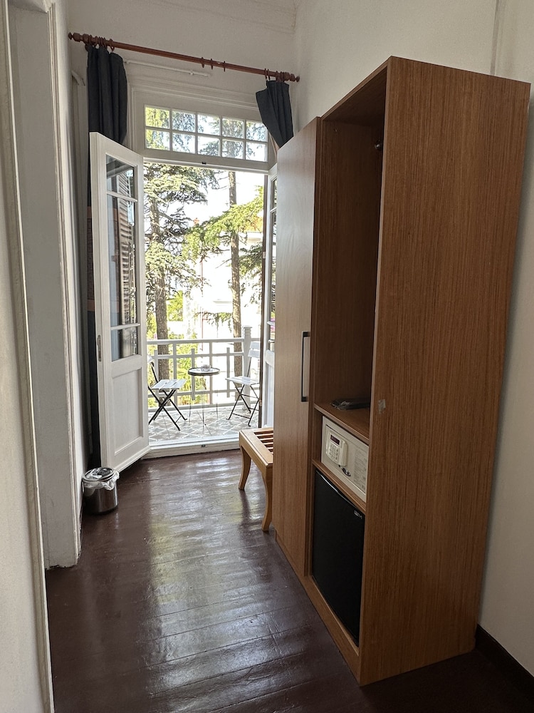 Standard Room, Balcony - Photo 2
