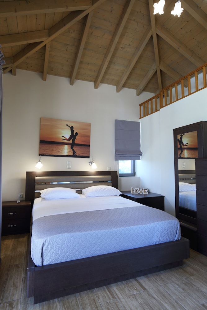 Luxury Villa, 2 Bedrooms, Private Pool, Sea View (Emily) photo 2