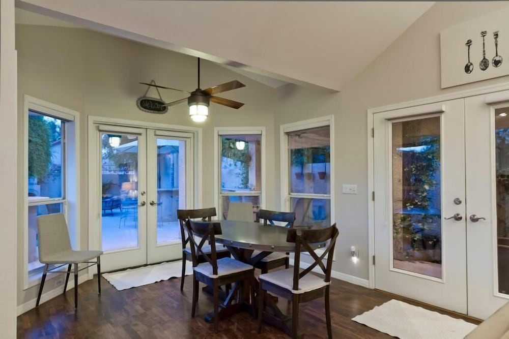 Condo, 3 Bedrooms, Pool View photo 3
