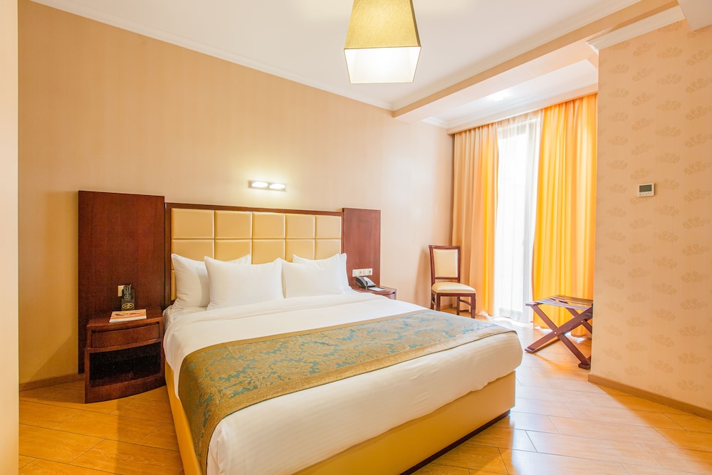 Budget Double Room photo 1