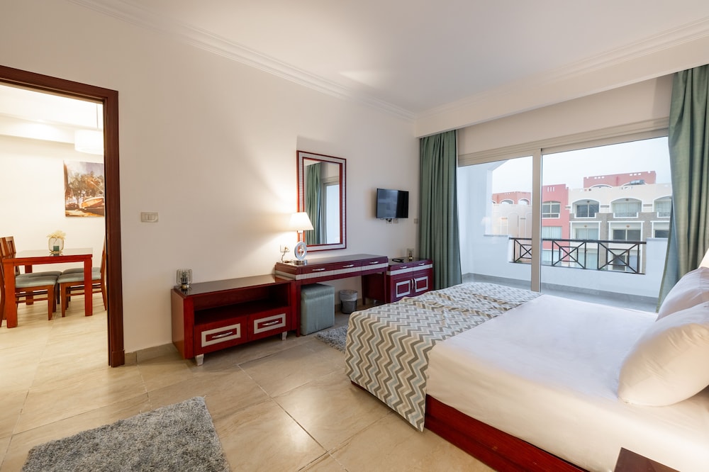 One Bedroom photo 3
