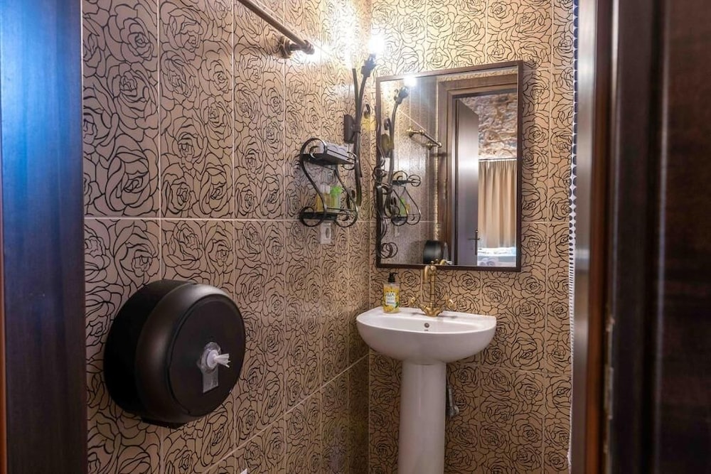 Standard Suite photo 2
