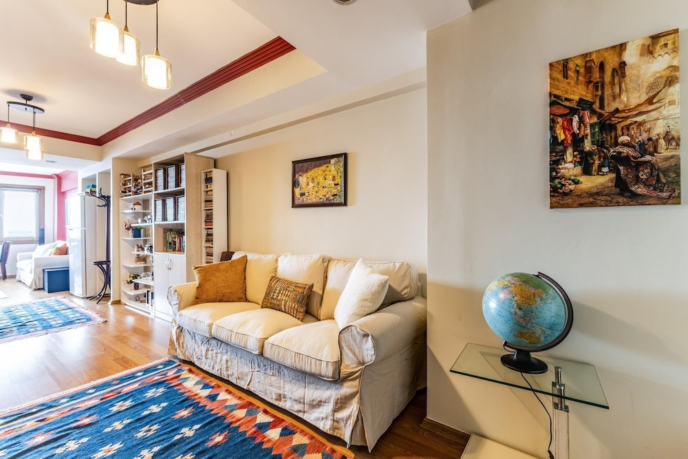 Apartment photo 1