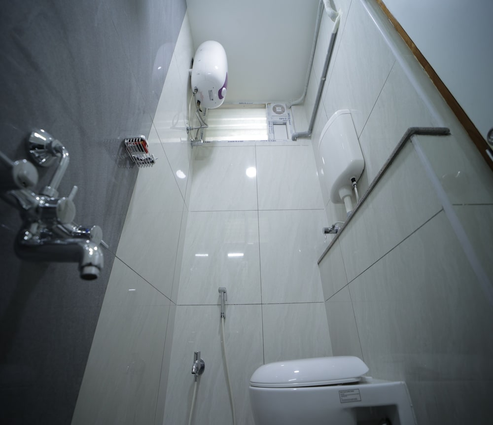 Executive Room - Photo 5