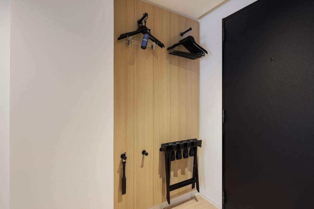 Standard Room, 2 Twin Beds - Photo 7