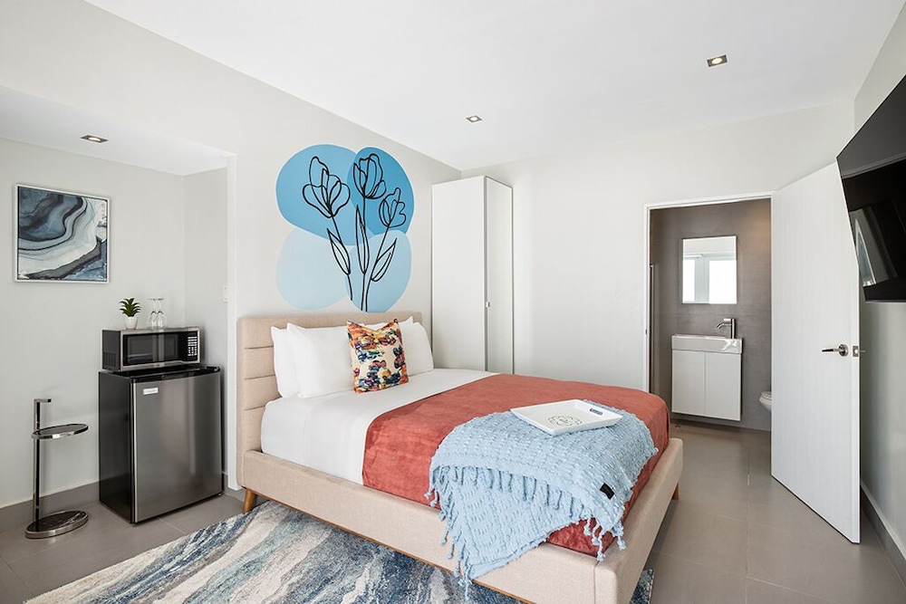 Queen Suite