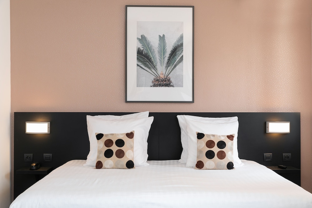 Superior Room, Multiple Beds, Non Smoking, Balcony (Twin bed on request) - Photo 4