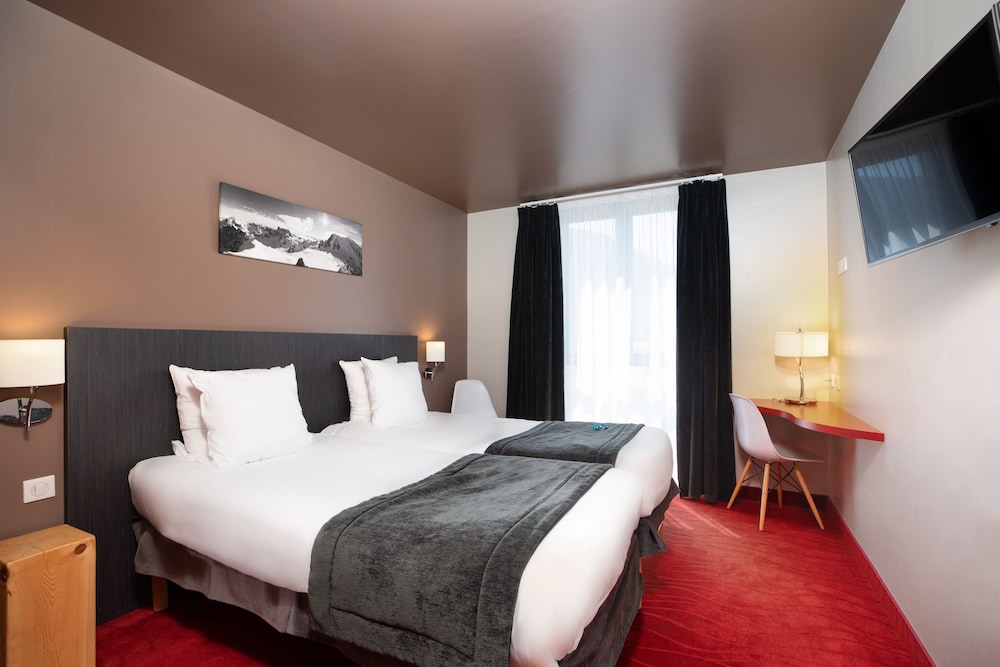 Superior Twin Room, Resort View - Photo 15