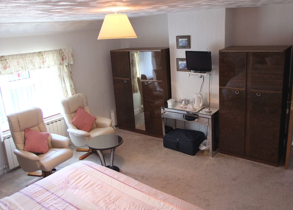 Suite, Private Bathroom photo 2