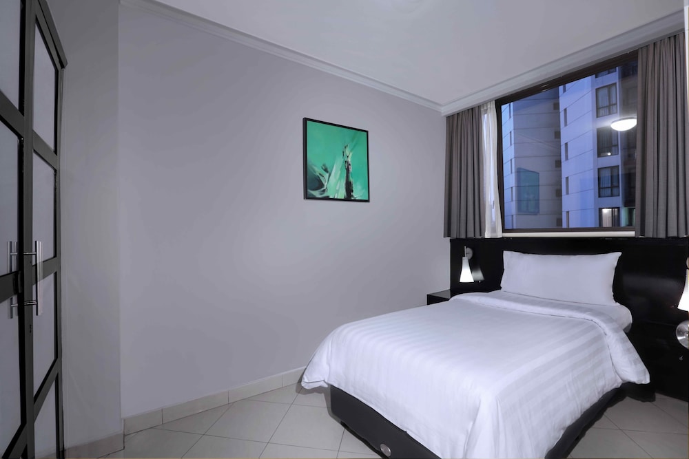 Grand Executive Twin - Photo 1