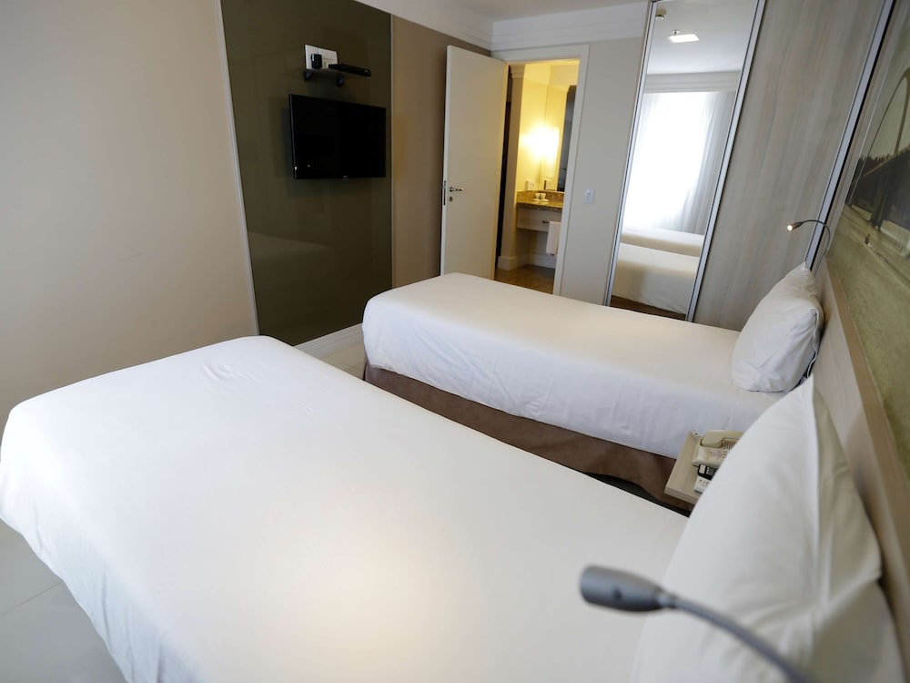 Superior Twin Room, 2 Twin Beds - Photo 2