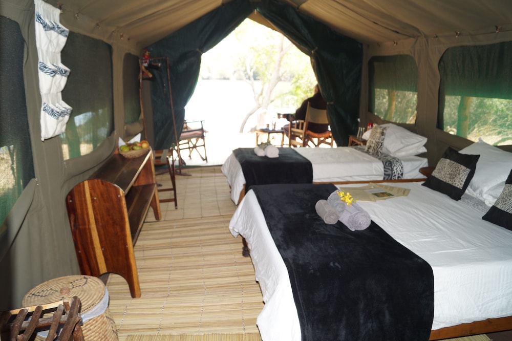 Classic Chalet, 1 Bedroom, Non Smoking, River View photo 1