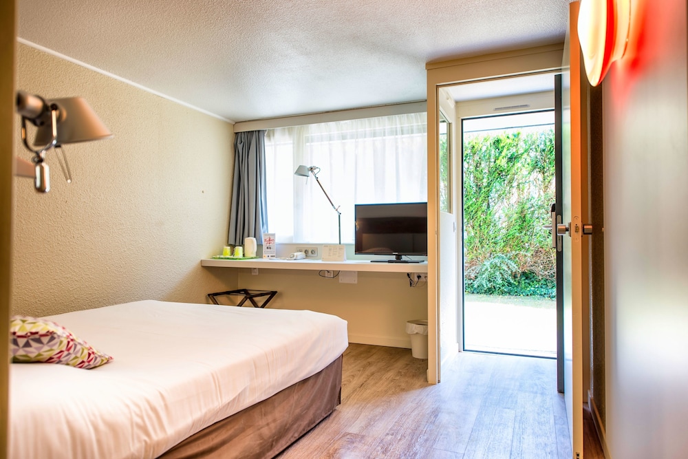 Standard Room, 1 Double Bed - Photo 2