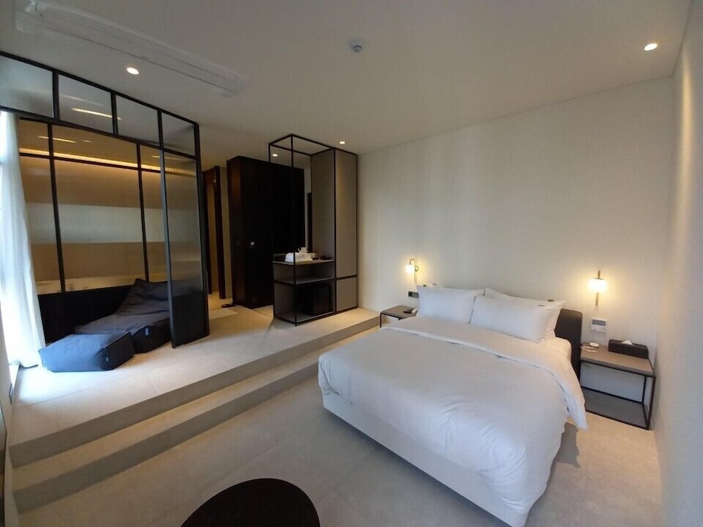 Signature Studio Suite
