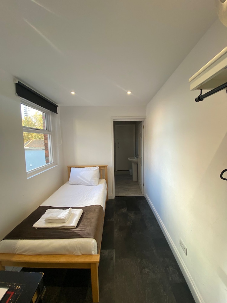Single Room photo 1