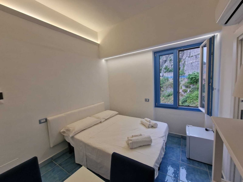 Design Double Room, 1 Queen Bed, Sea View