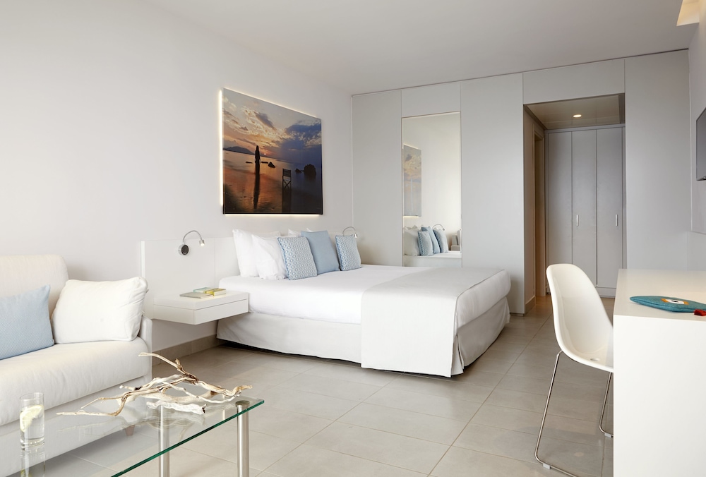 Deluxe Double Room (Panoramic sea view) photo 2