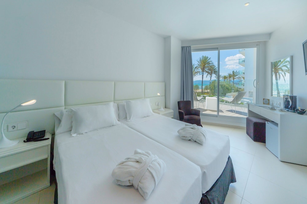 Double Room, Balcony, Sea View - Photo 7