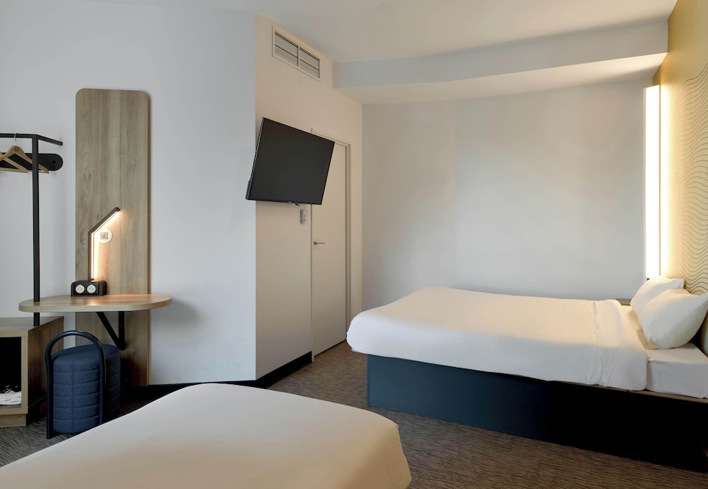 Quadruple Room - Photo 10