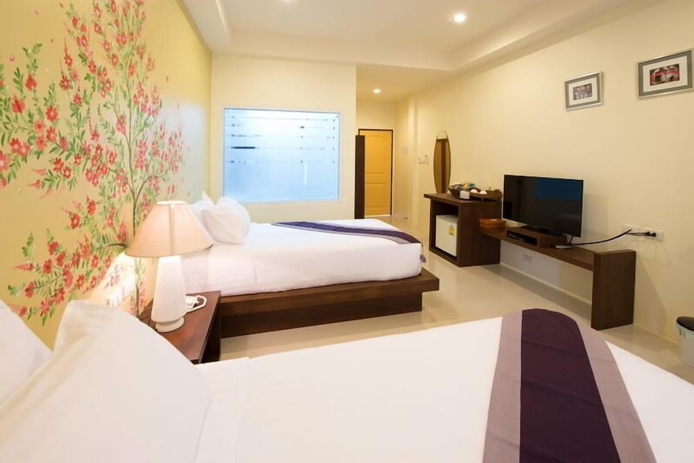 Deluxe Twin Room photo 3
