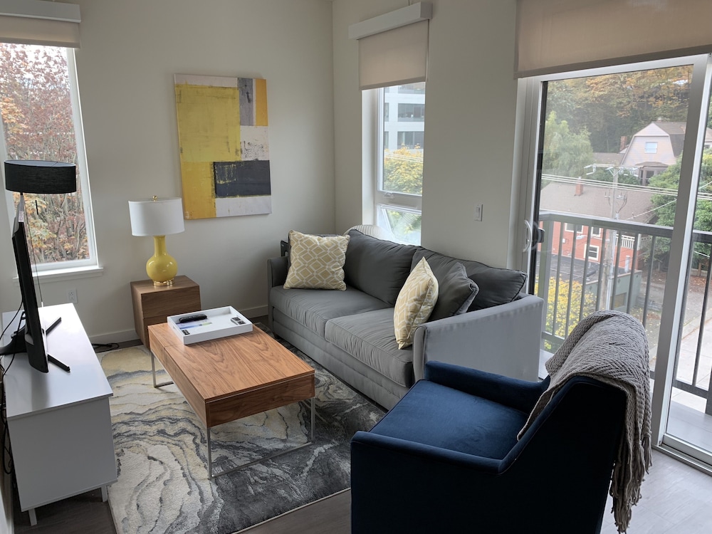Premium Apartment, 1 Queen Bed, Kitchen photo 3