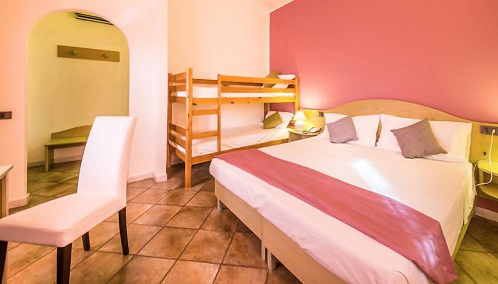 Quadruple Room photo 1