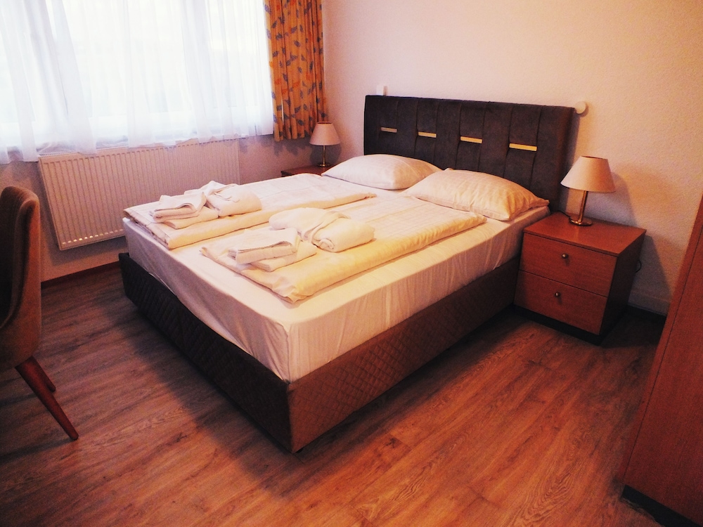 Classic Double Room, Hill View