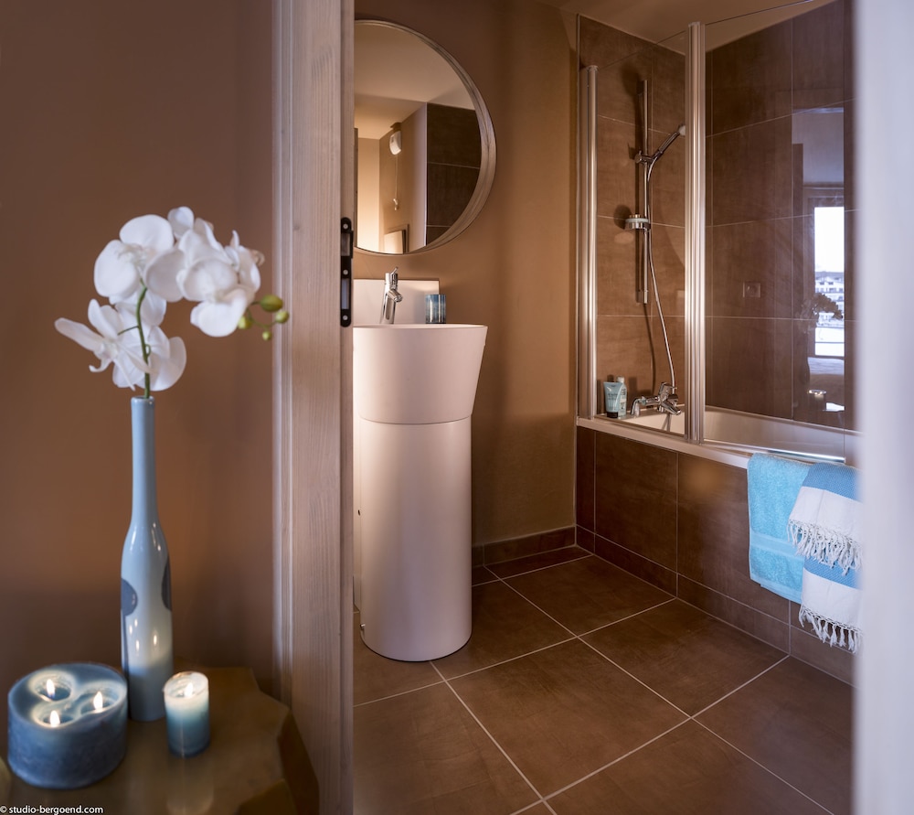 Suite, 4 persons photo 2