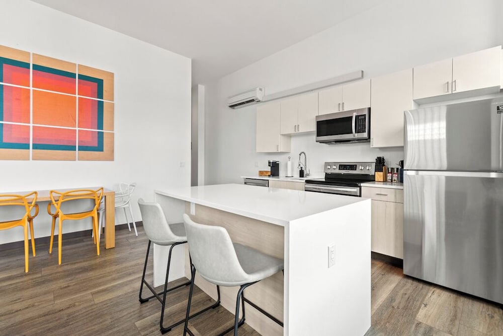 Royal Apartment, 2 Bedrooms, 2 Bathrooms photo 3