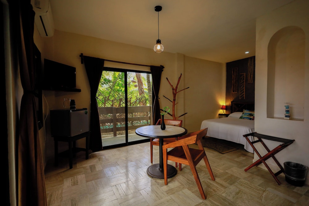 Superior Room, Garden View - Photo 2