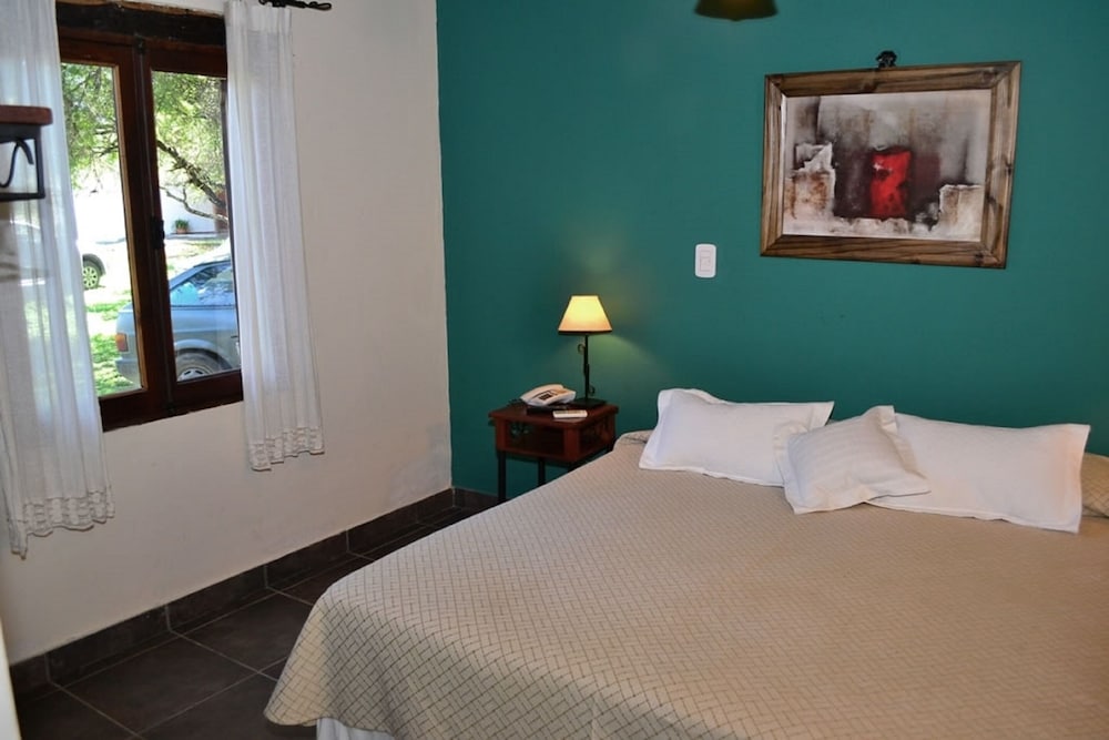 Standard Double or Twin Room photo 1