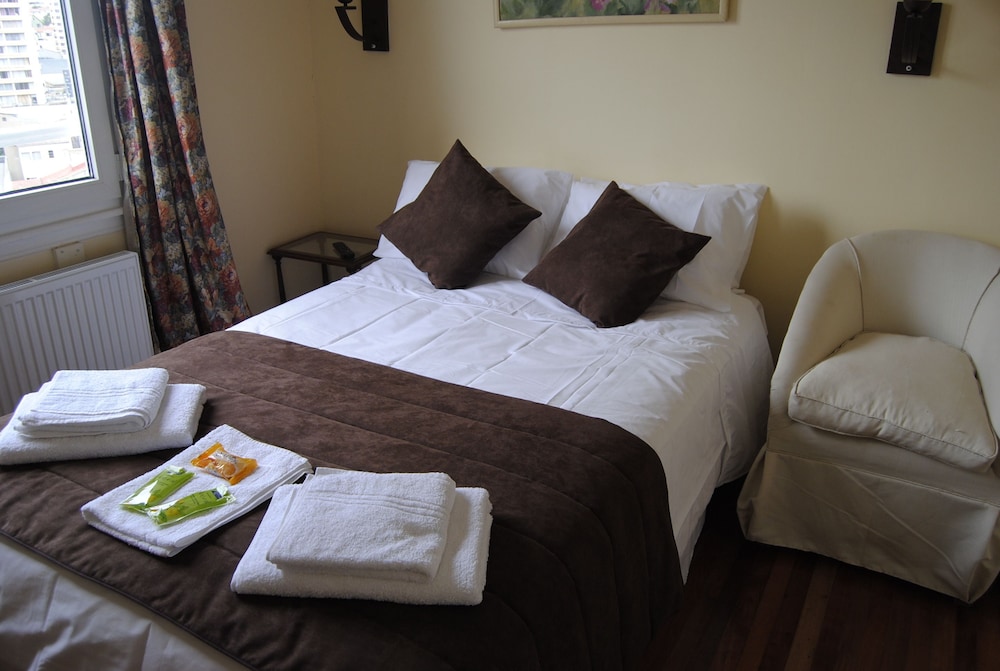 Double Room with Private External Bathroom photo 3