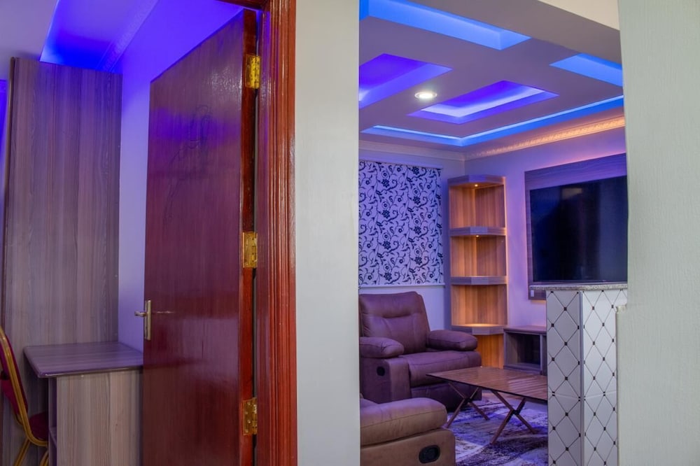 Executive Studio Suite, Garden View photo 1