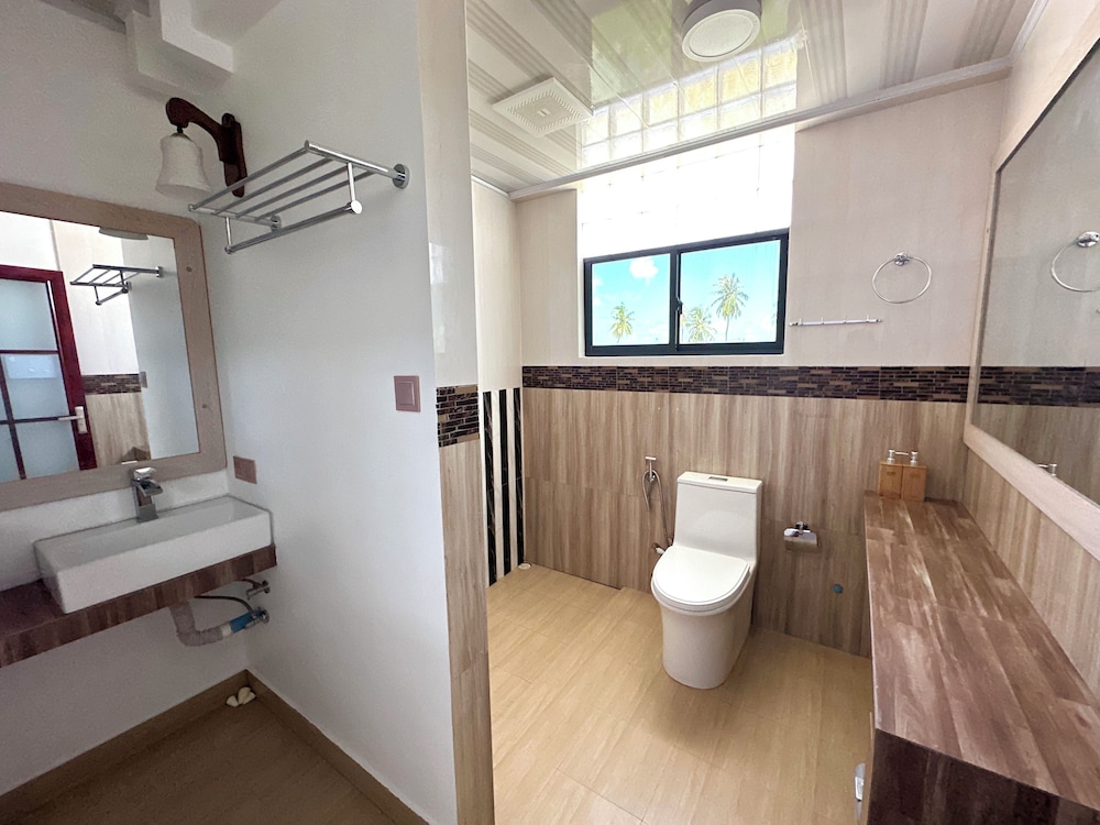 Superior Triple Room - Photo 9