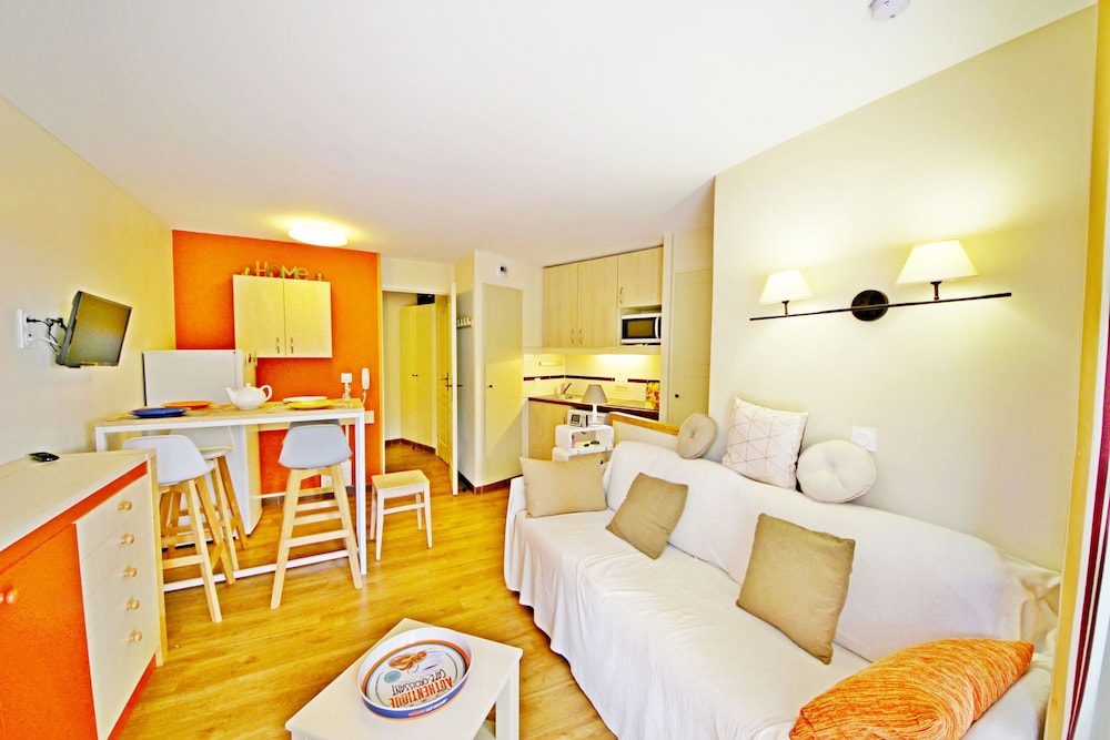 Basic Apartment (289la)