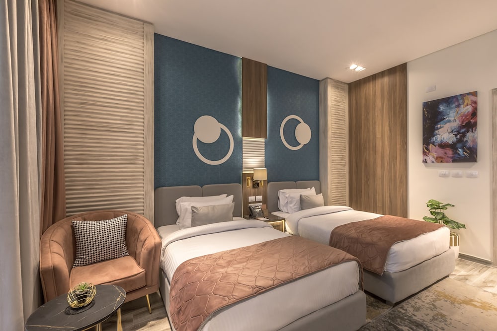 Deluxe Double or Twin Room, Lake View