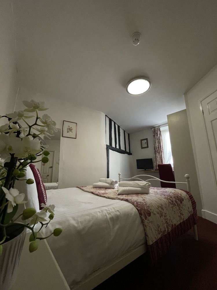 Double Room, Ensuite - Photo 8