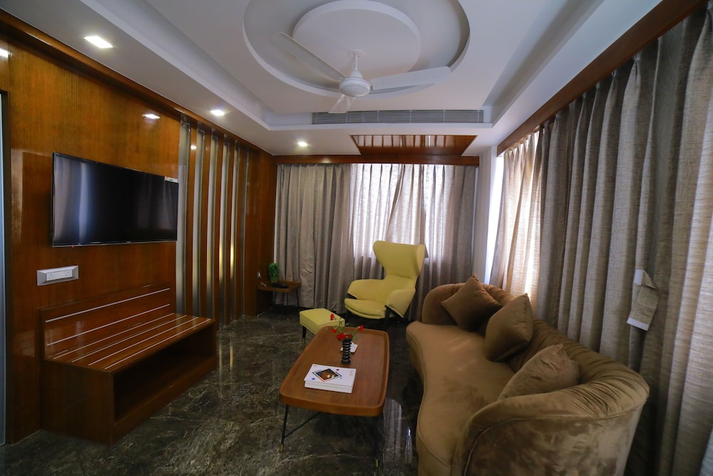 Deluxe Double Or Twin Room photo 1