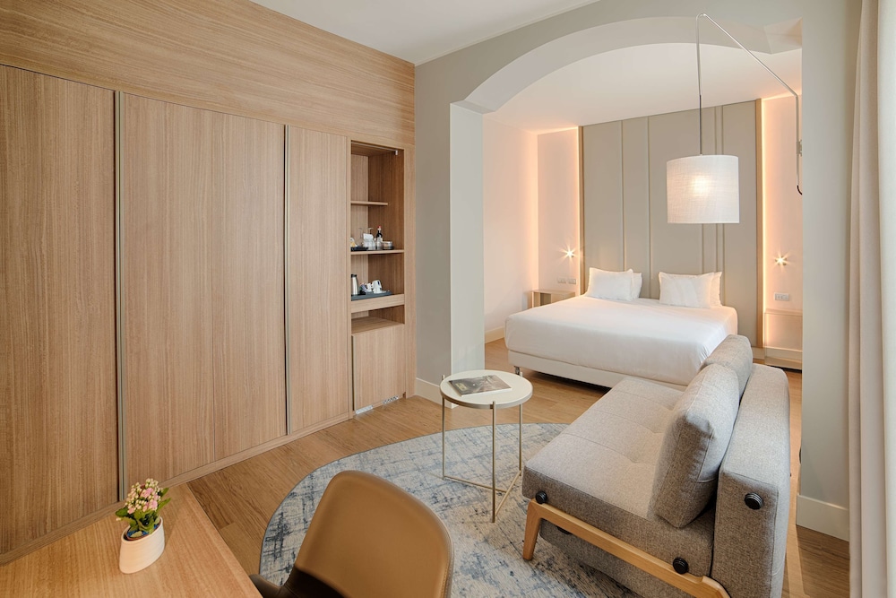 Premium Room (Extra Bed 3 Adults) - Photo 1