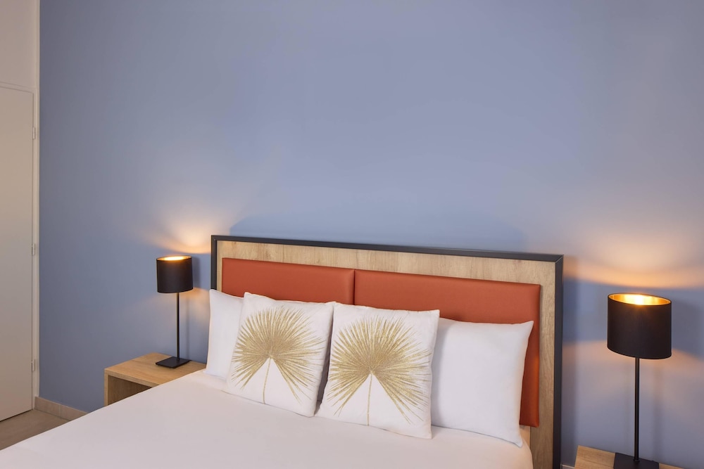 Room, 1 Queen Bed, Non Smoking (Upgrade)