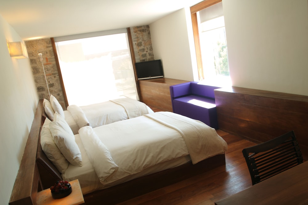 Room, 2 Queen Beds (2) - Photo 3
