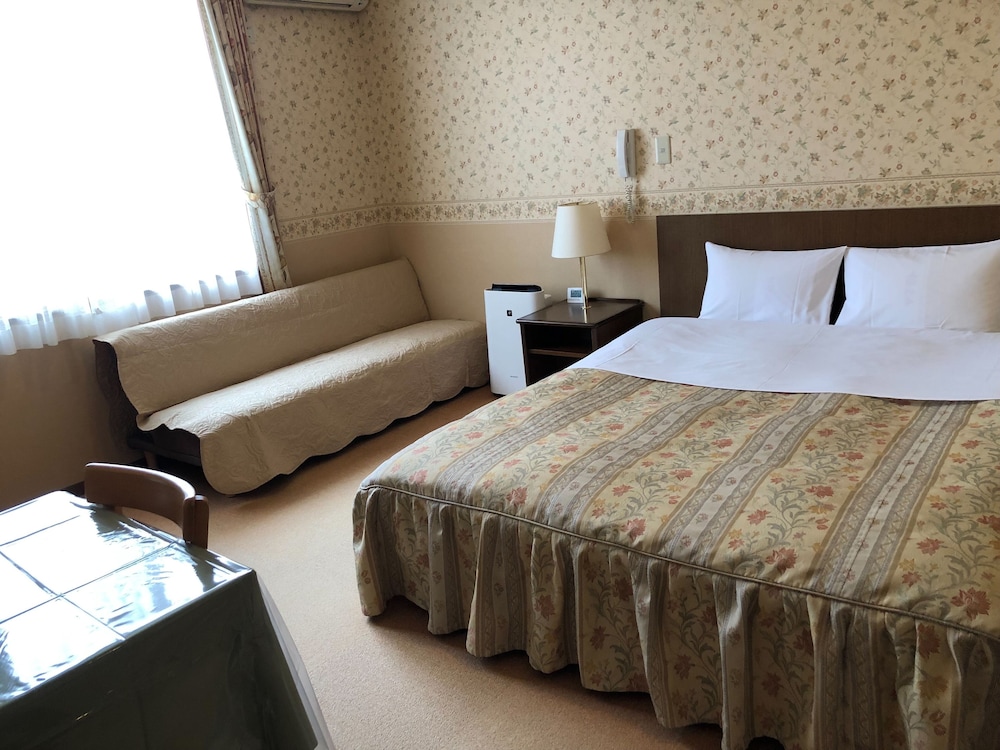 Large Double Room With Sofa Bed, Non Smoking (Annex, 2nd Floor) 303