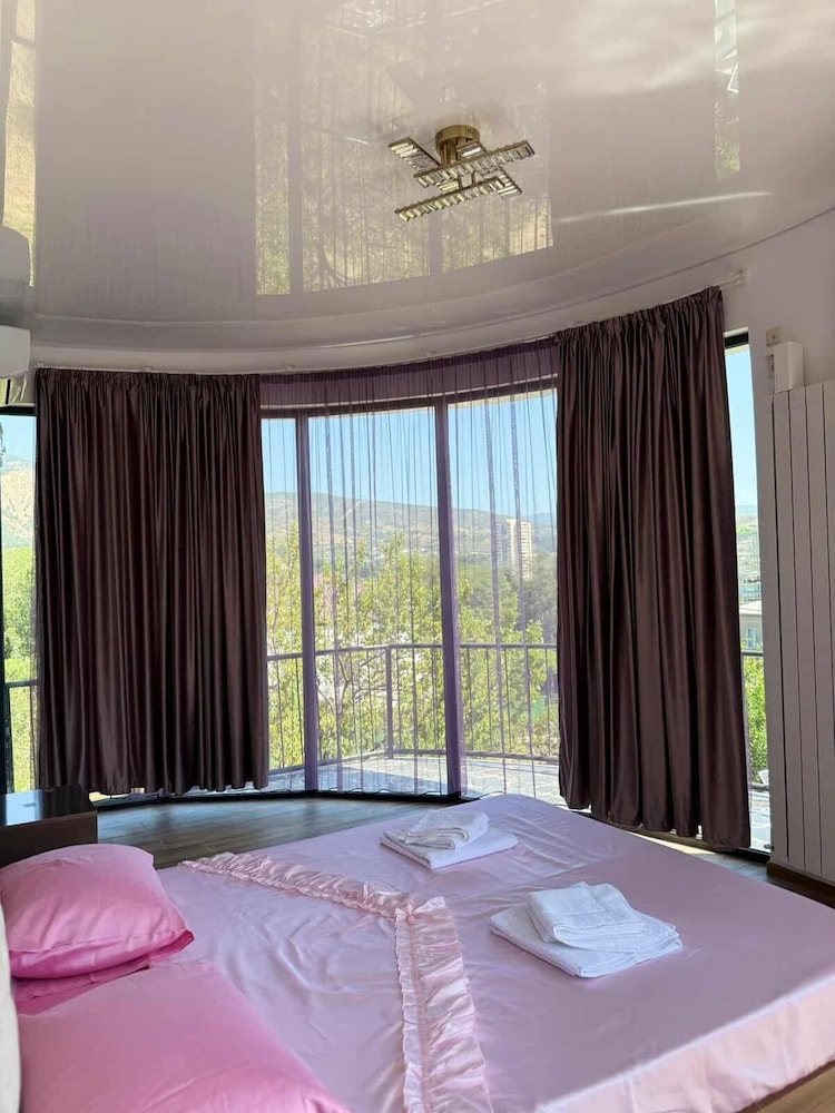 Deluxe Quadruple Room, Balcony
