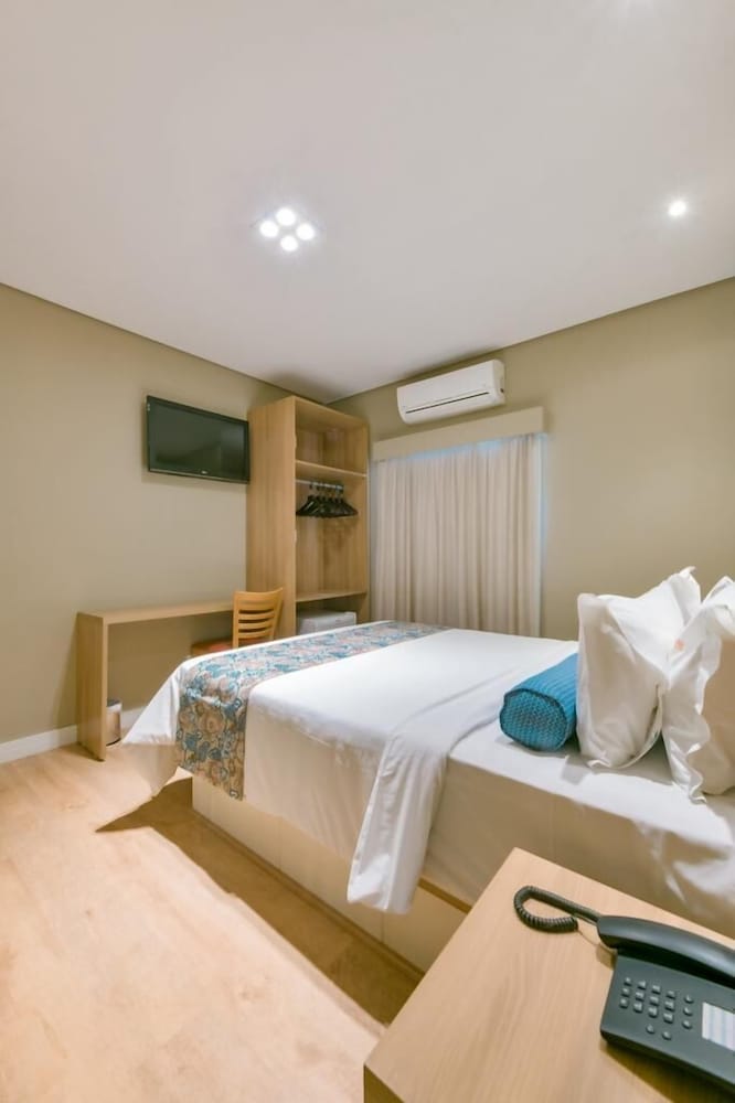 Comfort Room, 1 Queen Bed photo 1