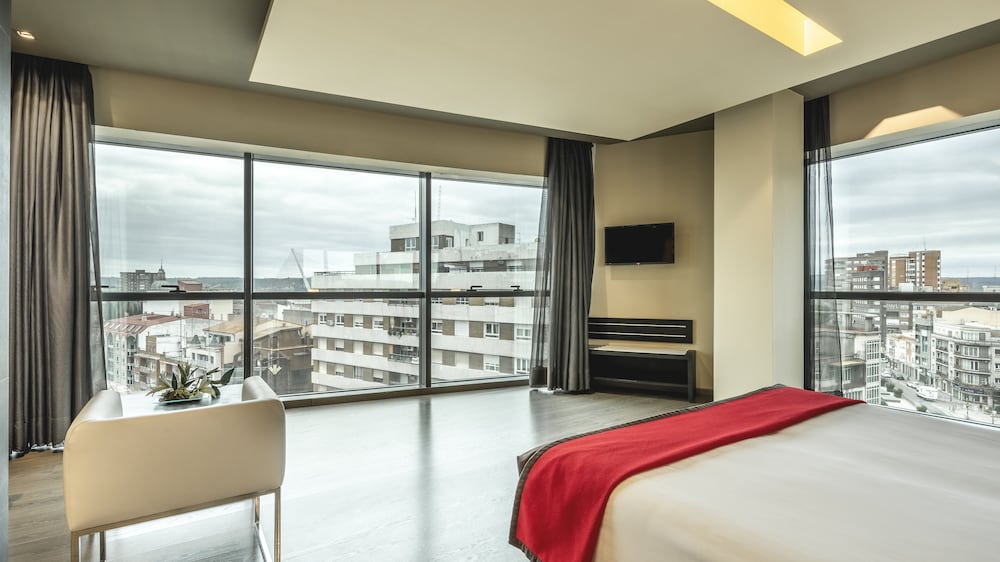 Superior Double Room (3 Adults) - Photo 3